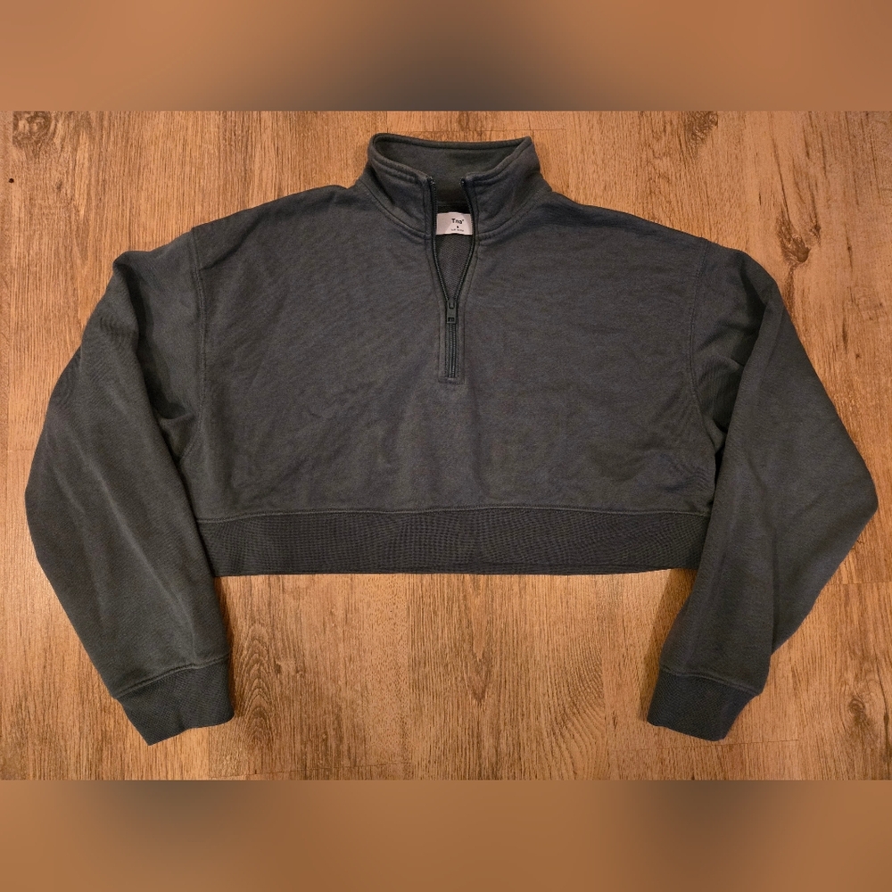 TNA At Aritzia Cropped Half Zip Green Women's Medium